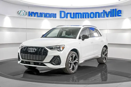 2023 Audi Q3 Technik 45 TFSI Quattro