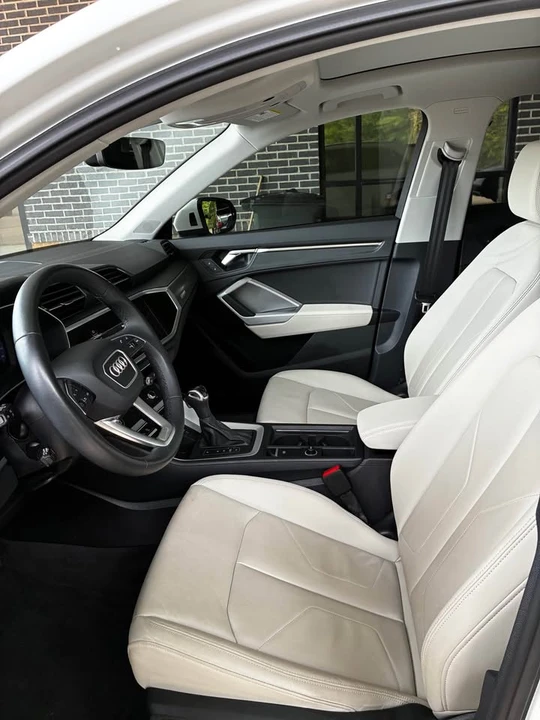 2023 Audi F3 Q3 - Image 2 of 3