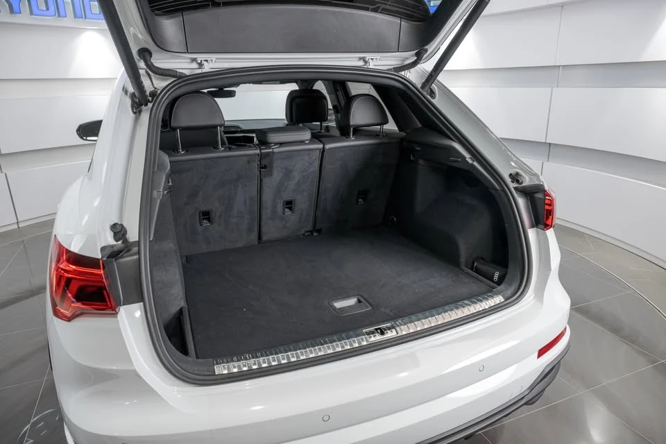 2023 Audi F3 Q3 - Image 11 of 20