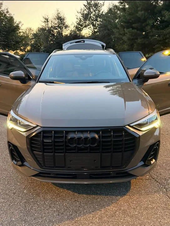 2023 Audi F3 Q3 - Image 2 of 4