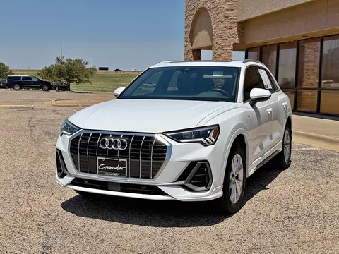 2023 Audi Q3 Premium
