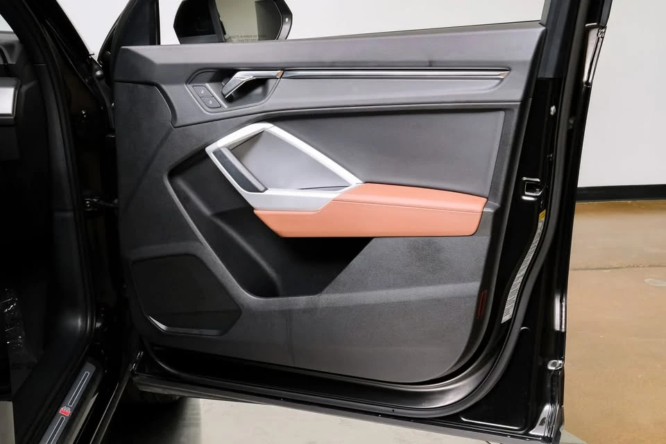 2023 Audi F3 Q3 - Image 3 of 20