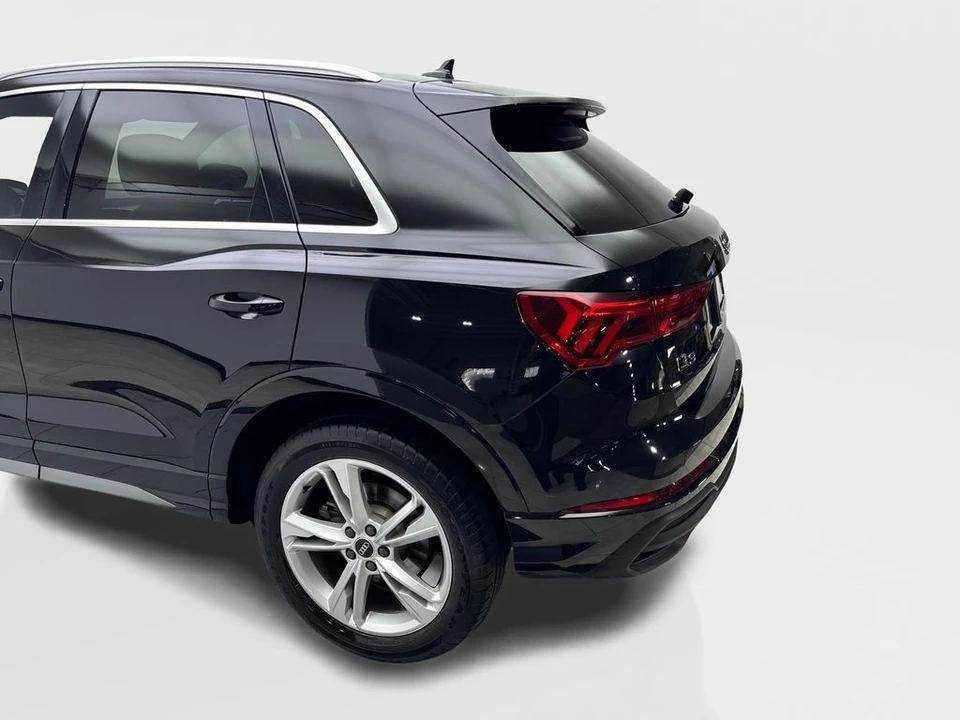 2023 Audi F3 Q3 - Image 17 of 21