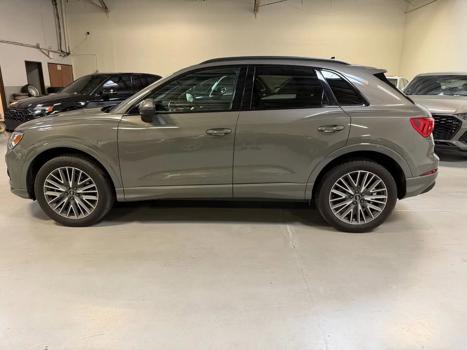 2023 Audi F3 Q3 - Image 2 of 3