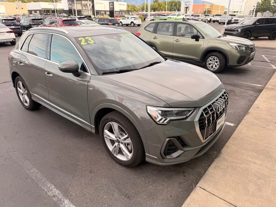 2023 Audi F3 Q3 - Image 2 of 7