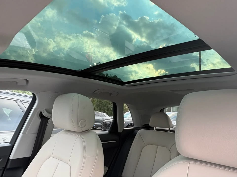2023 Audi F3 Q3 - Image 5 of 10