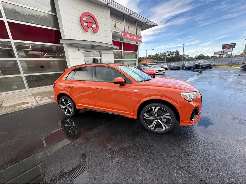 2023 Audi F3 Q3 - Image 2 of 11