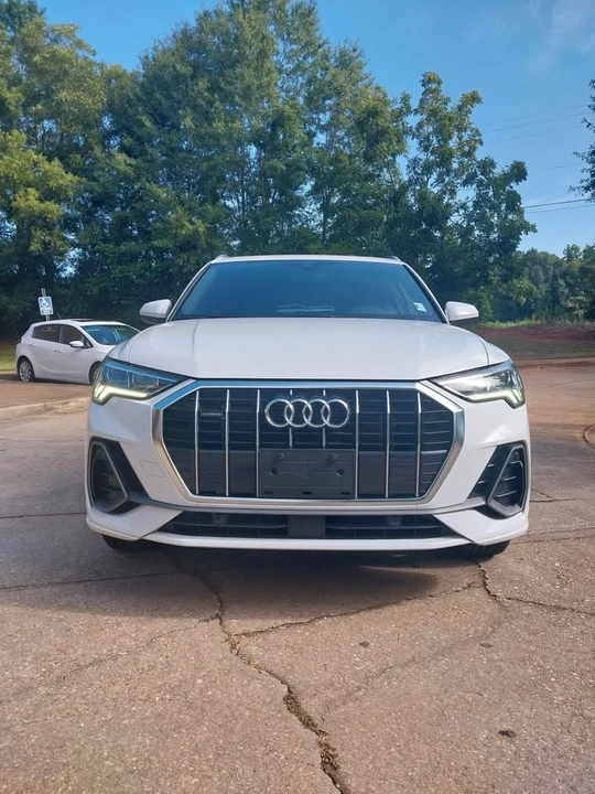 2023 Audi F3 Q3 - Image 3 of 9