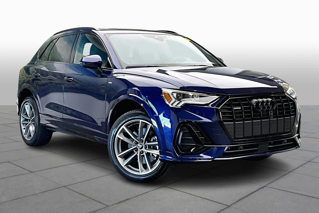 2023 Audi F3 Q3 - Image 3 of 12