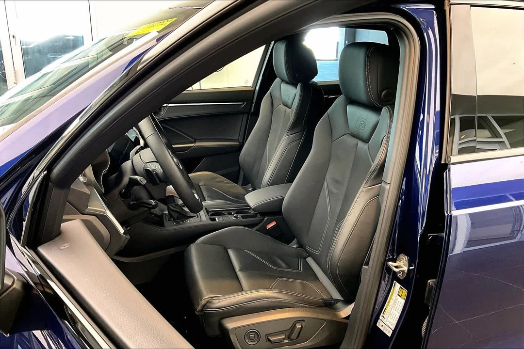 2023 Audi F3 Q3 - Image 8 of 12