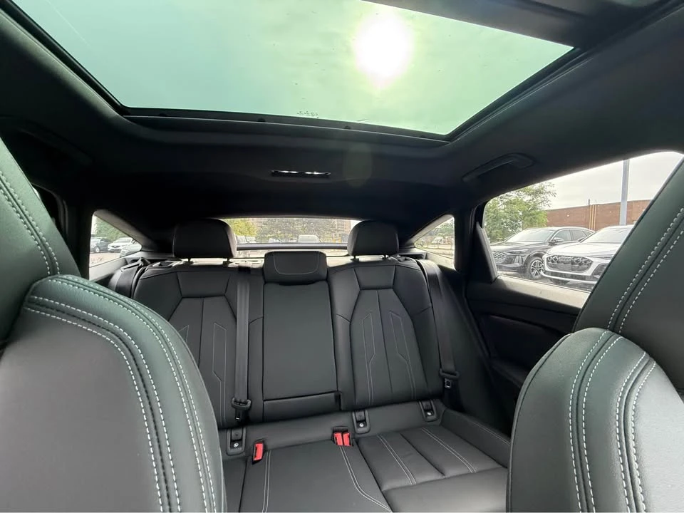 2023 Audi e-tron - Image 9 of 11