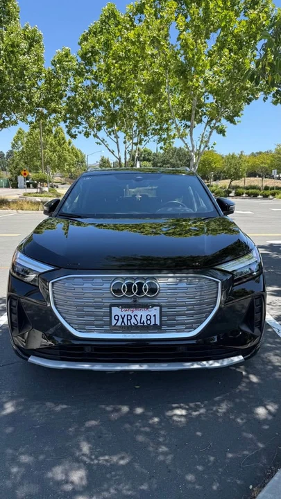 2023 Audi Q4 e-tron - Image 2 of 12