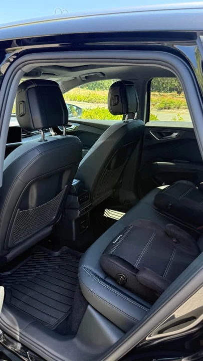 2023 Audi Q4 e-tron - Image 10 of 12