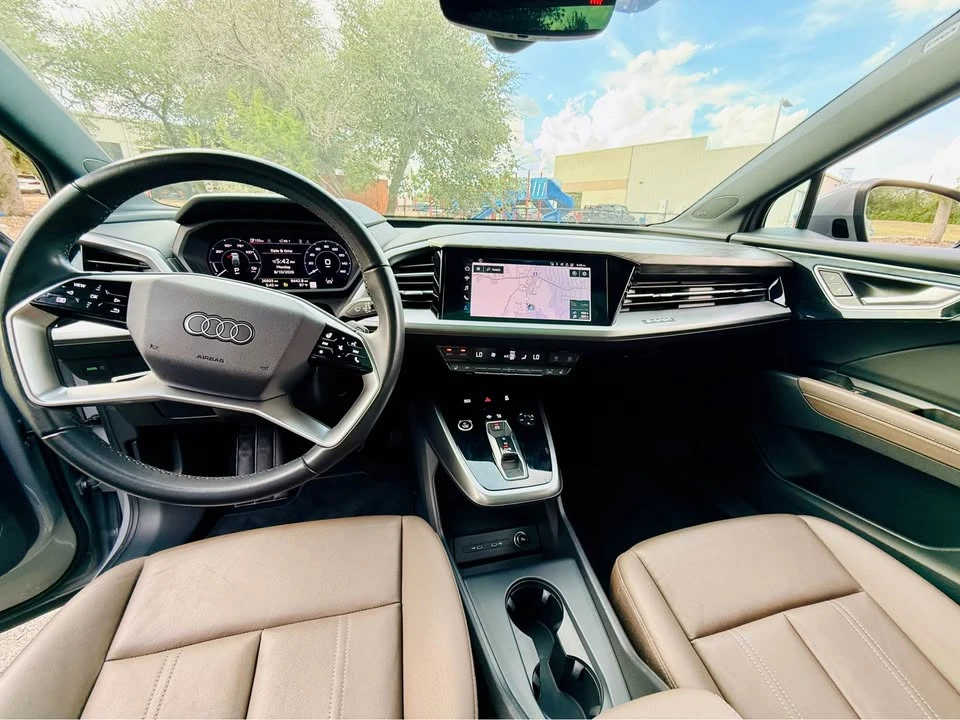 2023 Audi Q4 e-tron - Image 2 of 5