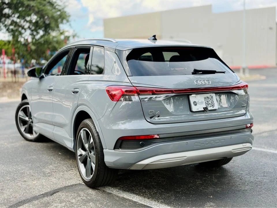 2023 Audi Q4 e-tron - Image 5 of 5