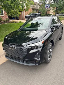 2023 Audi Q4 e-tron 40 Premium Sport Utility 4D