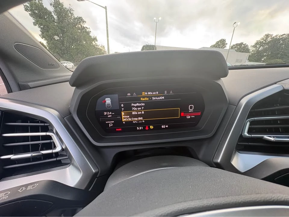 2023 Audi Q4 e-tron - Image 7 of 8