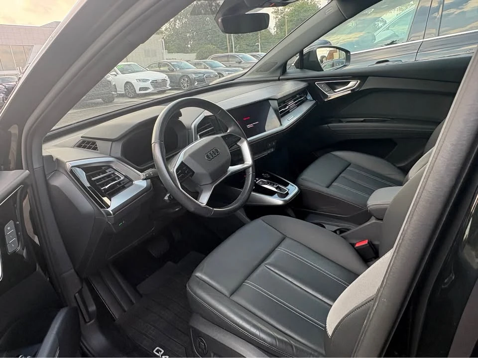 2023 Audi Q4 e-tron - Image 5 of 8