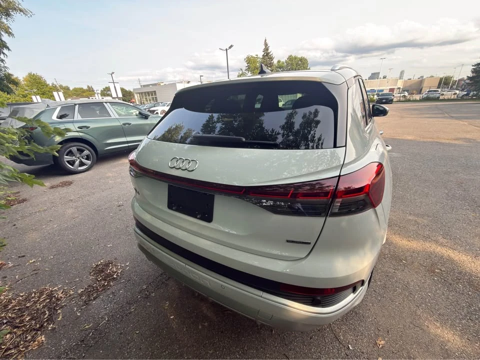 2023 Audi Q4 e-tron - Image 4 of 4