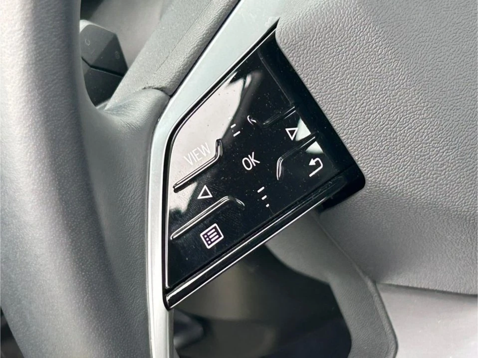 2023 Audi Q4 e-tron - Image 17 of 20