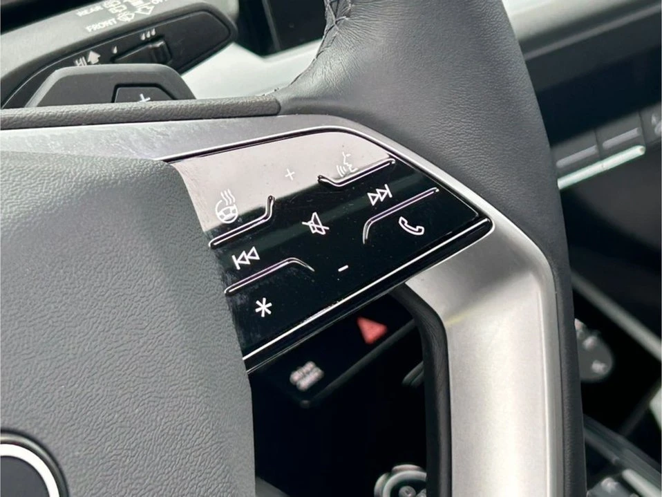 2023 Audi Q4 e-tron - Image 18 of 20