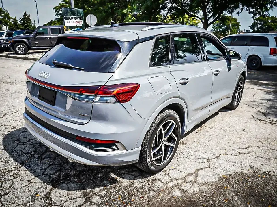 2023 Audi Q4 e-tron - Image 5 of 17