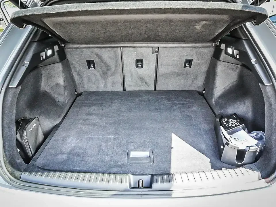 2023 Audi Q4 e-tron - Image 11 of 17