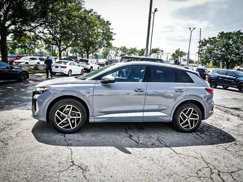 2023 Audi Q4 e-tron - Image 3 of 17