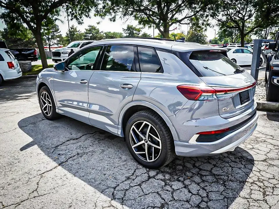 2023 Audi Q4 e-tron - Image 4 of 17