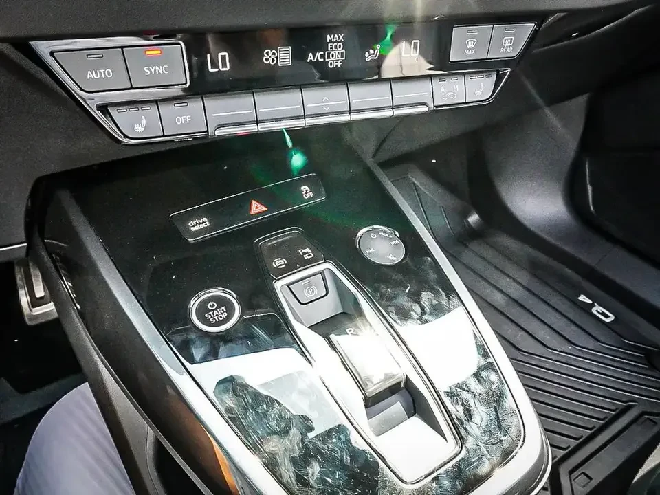 2023 Audi Q4 e-tron - Image 15 of 17