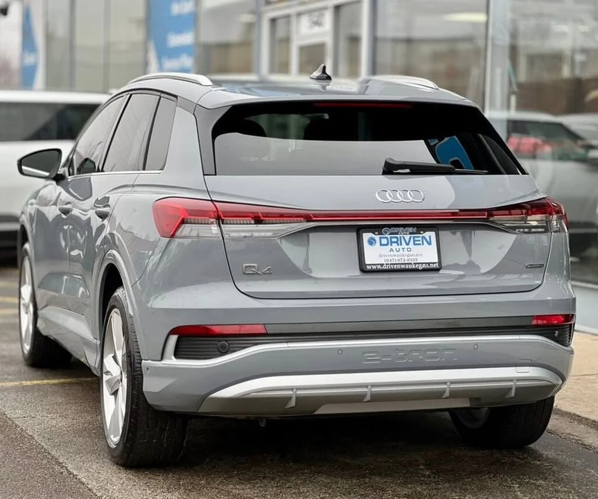 2023 Audi Q4 e-tron - Image 3 of 20