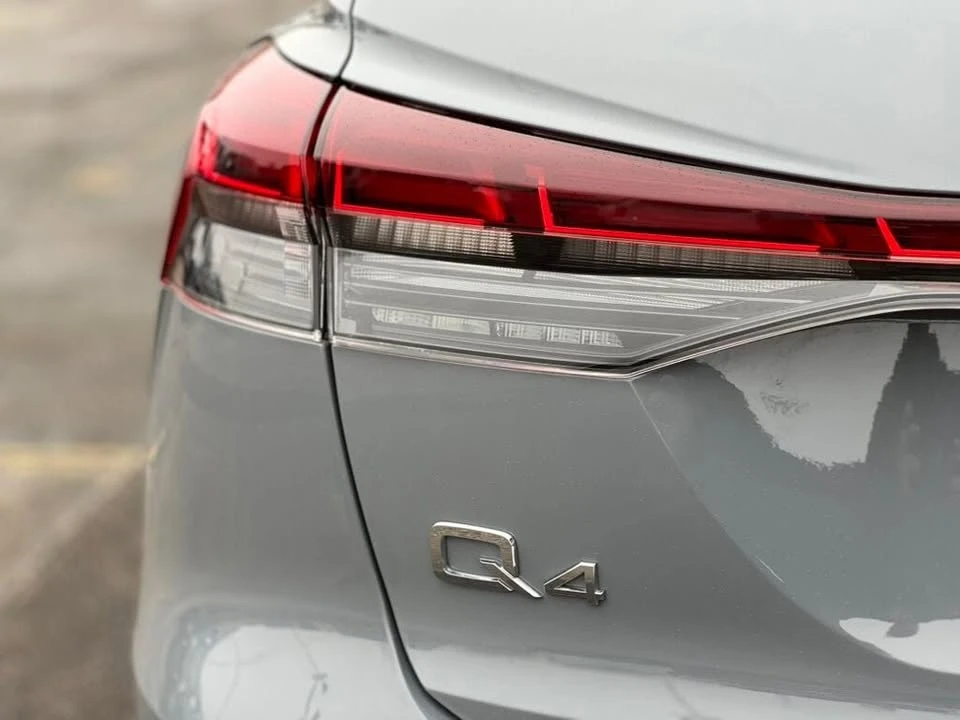 2023 Audi Q4 e-tron - Image 12 of 20