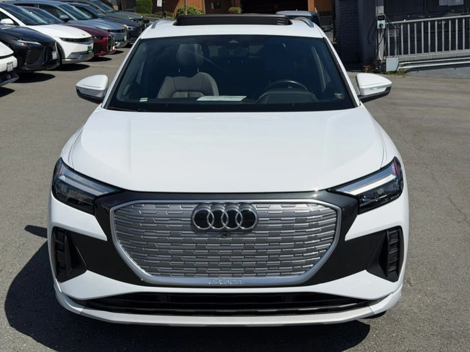 2023 Audi Q4 e-tron - Image 2 of 15