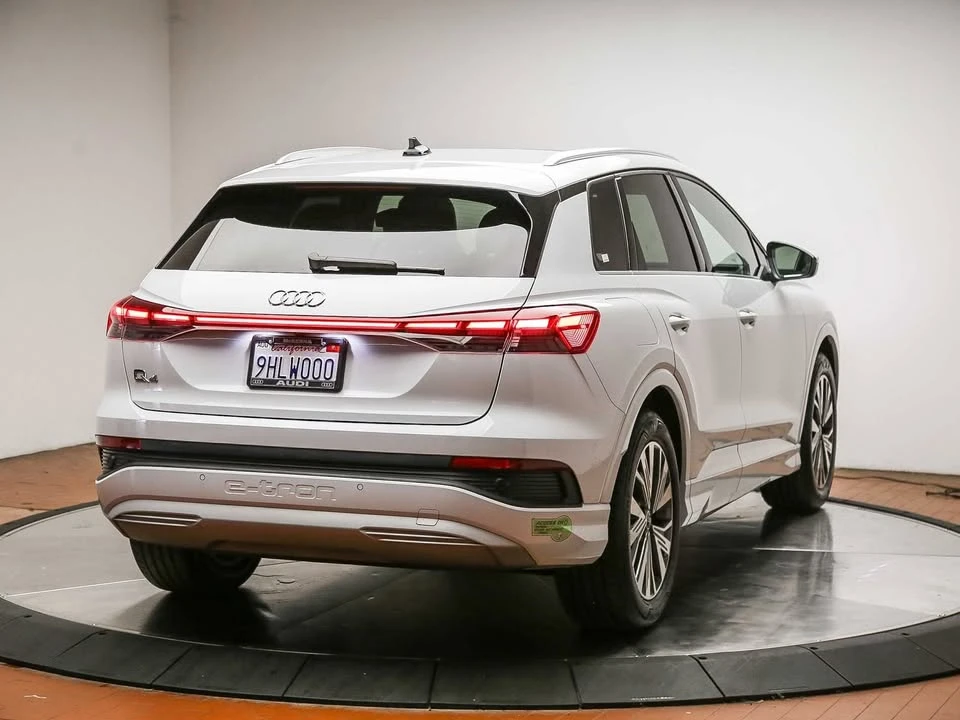 2023 Audi Q4 e-tron - Image 13 of 17