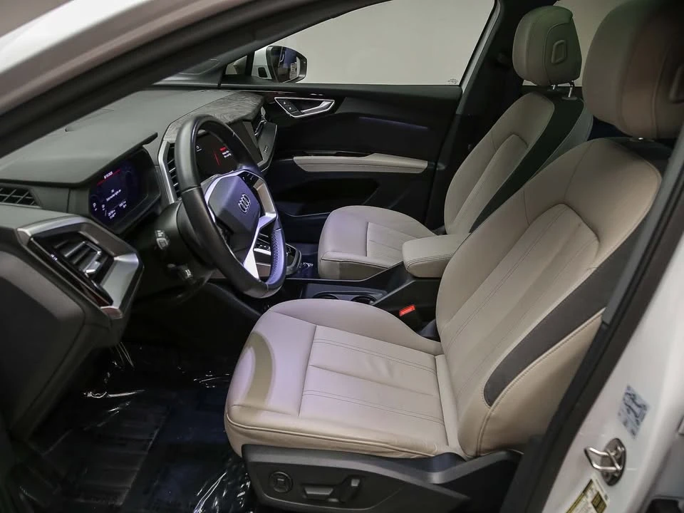 2023 Audi Q4 e-tron - Image 5 of 17