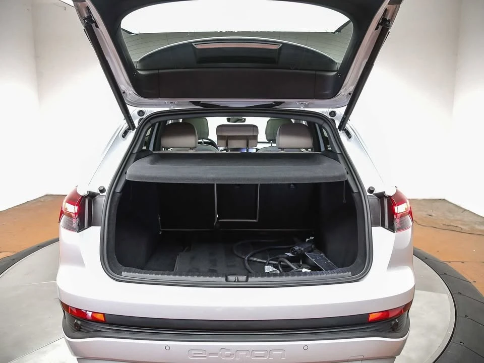 2023 Audi Q4 e-tron - Image 16 of 17