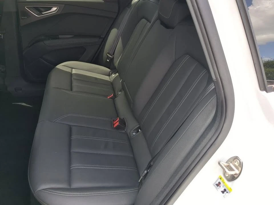 2023 Audi Q4 e-tron - Image 12 of 16