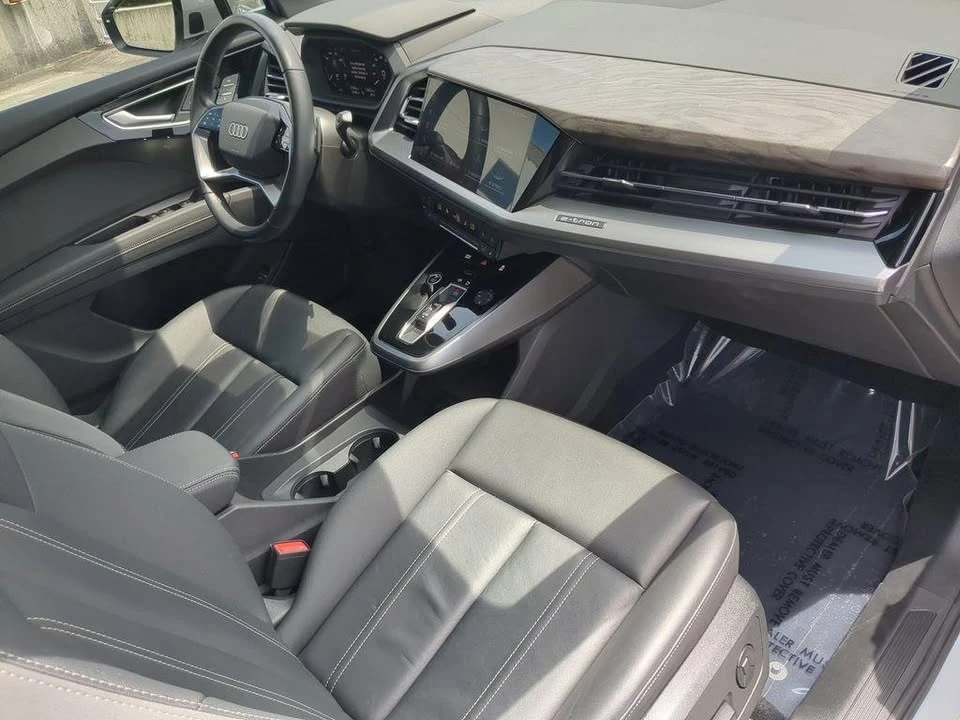 2023 Audi Q4 e-tron - Image 10 of 16