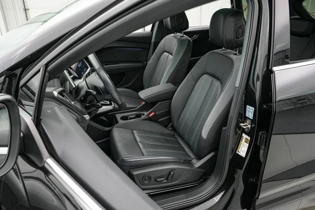 2023 Audi Q4 e-tron - Image 12 of 21