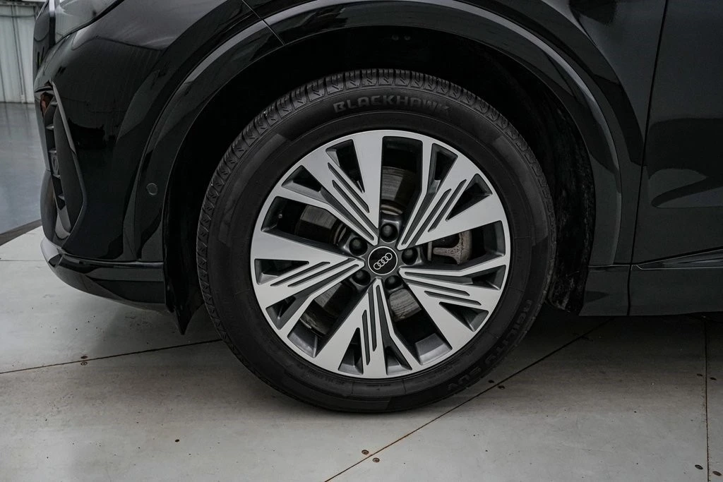 2023 Audi Q4 e-tron - Image 11 of 21