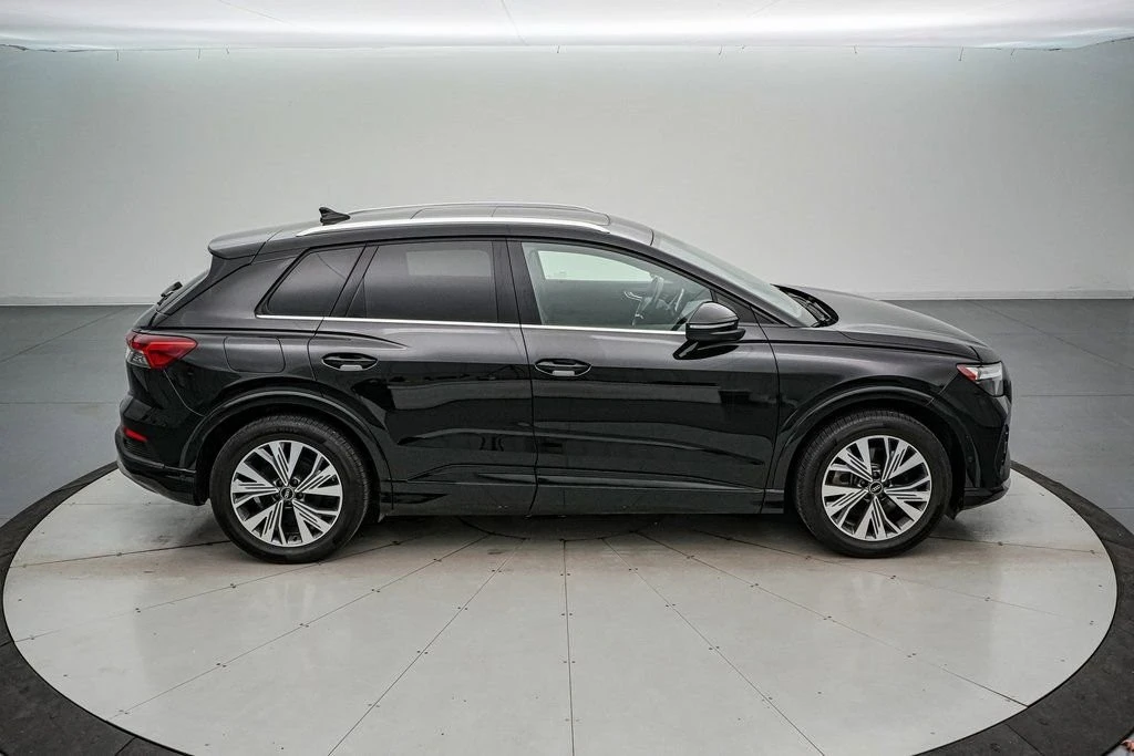 2023 Audi Q4 e-tron - Image 4 of 21