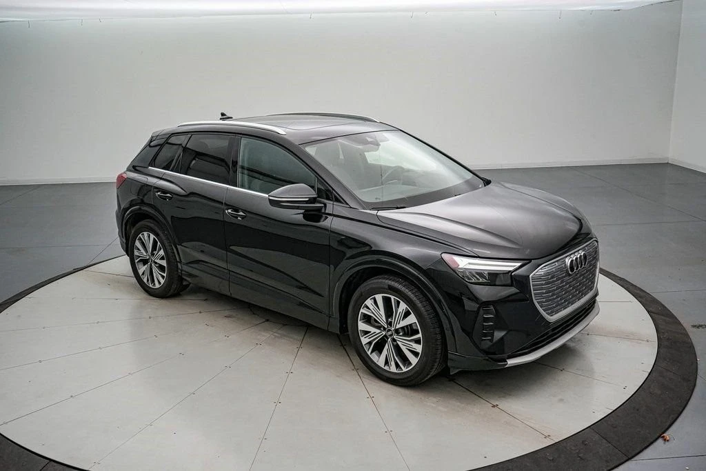 2023 Audi Q4 e-tron - Image 2 of 21