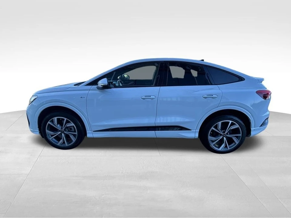 2023 Audi Q4 e-tron - Image 7 of 12