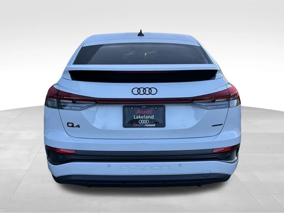 2023 Audi Q4 e-tron - Image 5 of 12