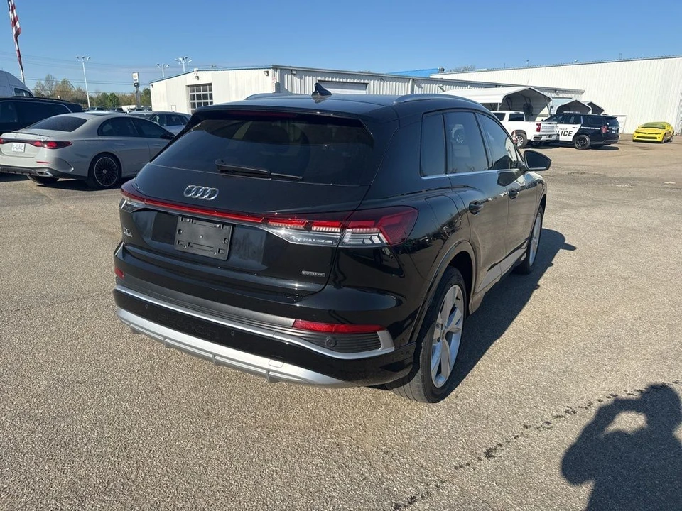 2023 Audi Q4 e-tron - Image 3 of 7
