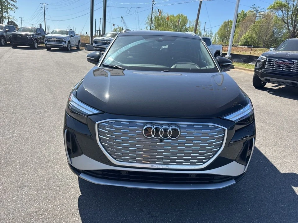 2023 Audi Q4 e-tron - Image 8 of 21