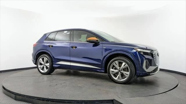2023 Audi Q4 e-tron - Image 10 of 20
