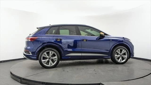 2023 Audi Q4 e-tron - Image 8 of 20