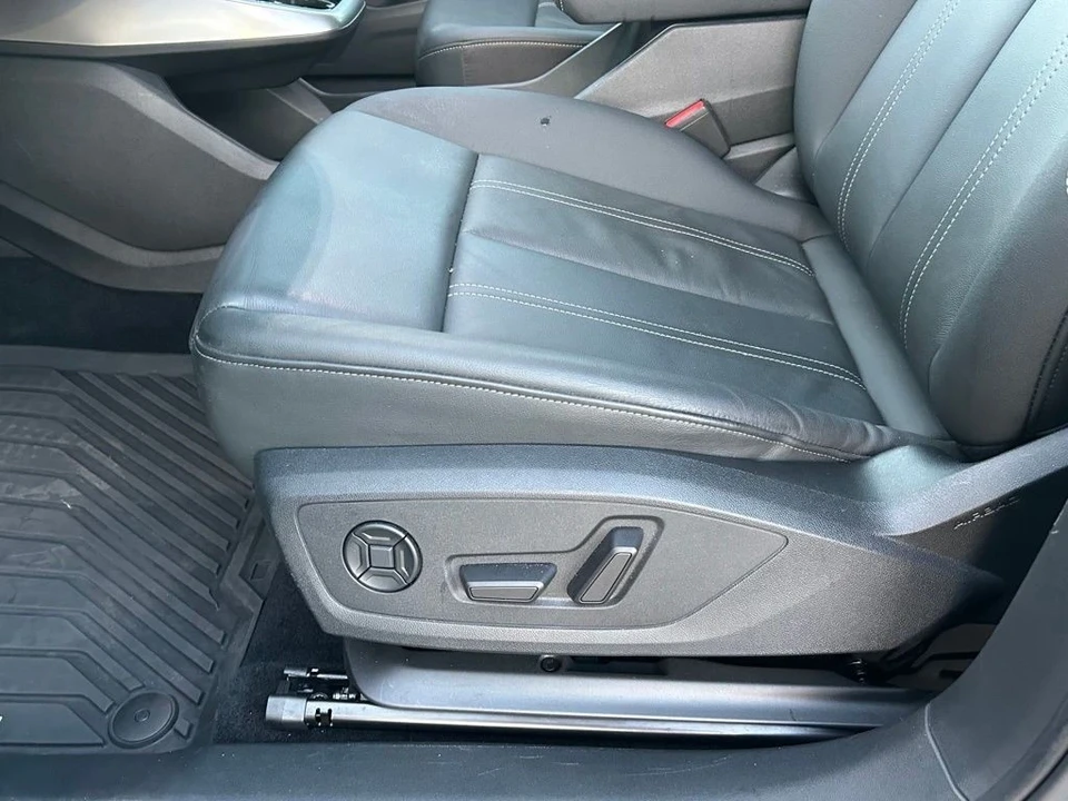 2023 Audi Q4 e-tron - Image 10 of 12
