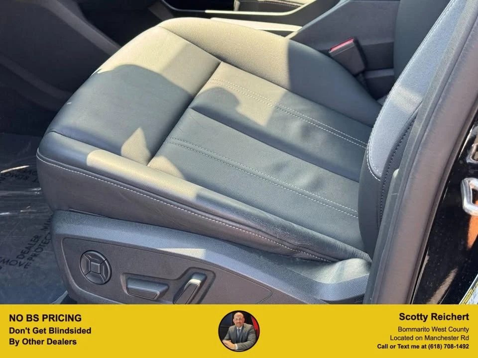 2023 Audi Q4 e-tron - Image 18 of 19